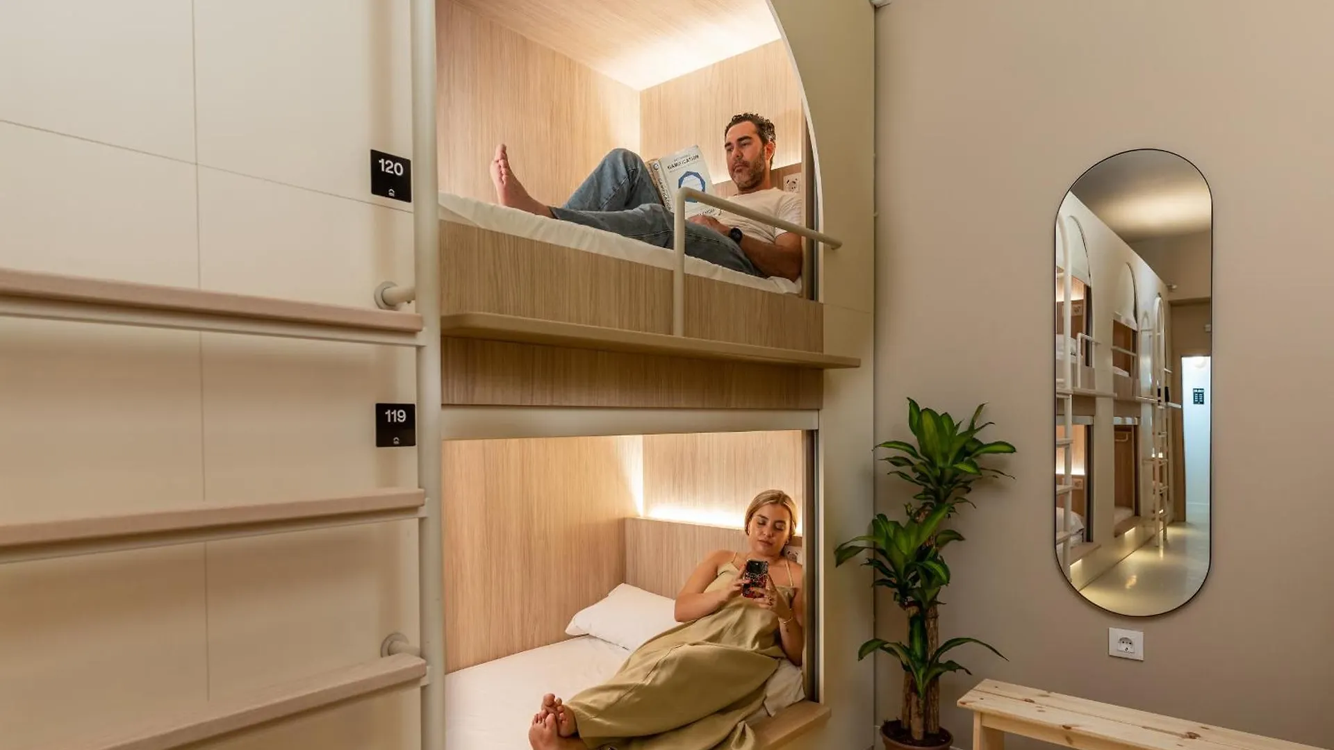 Ξενοδοχείο με κάψουλες Literal Hotel Μάλαγα Ισπανία